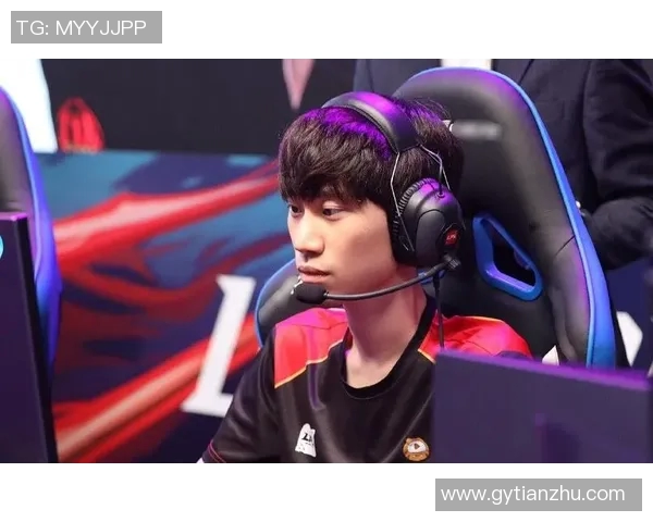 深入分析FPX战队选手个人能力在DOTA2比赛中的关键作用与影响 深入分析FPX战队选手个人能力在DOTA2比赛中的关键作用与影响